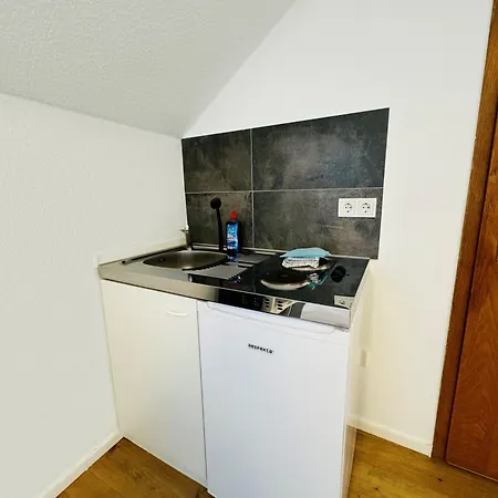 Modernes 2 In Mit Einfachem 24h Self-check-in * バート・クロイツナハ